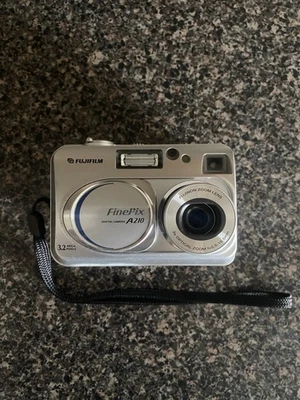 Fuji FinePix A210 Silver 3.2 Megapixel Digital Camera + Tested Working 3x Zoom - Image 1 of 4