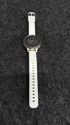 Reloj inteligente Garmin Lily 2 activo GPS S/M 38mm oro lunar/hueso Foto 1 de 4