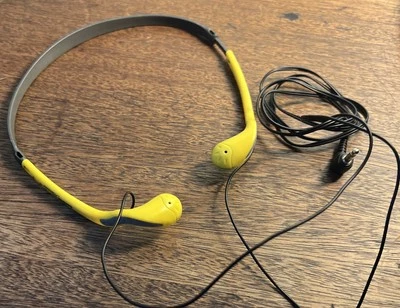 Auriculares estéreo internos vintage CARDIO THEATER FUNCIONA Foto 1 de 4