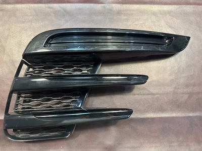 2018 2019 2020 Range Rover Velar RH front Grille bumper Cover J8A2-17E852-AB OEM Foto 1 de 4