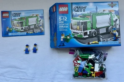 LEGO City: Garbage Truck (4432) - Image 1 of 3