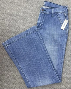 Pantalones de mezclilla OLD NAVY para mujer talla 6 regular THE FLIRT acampanados azules "ajuste 30x32" nuevos con etiquetas - Imagen 1 de 18