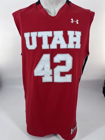 Utah Utes Authentic Under Armour Red Basketball Jersey #42 SZ L Cover