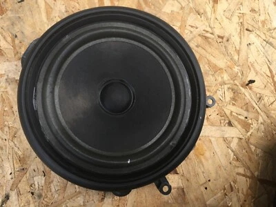 2005-2008 Audi A4 Quattro 2.0T LEFT REAR DOOR SPEAKER OEM - Image 1 of 4