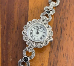 Majestron Women's Fashion Watch Black Stones & Crystals 24mm - New Battery - Picture 1 of 8