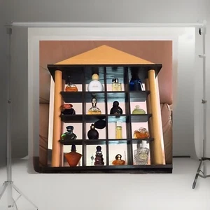 Dekorativer Acryl Setzkasten Holz - Dach mit 2 Säulen + 16 Parfum Miniaturen🎀 - Bild 1 von 10