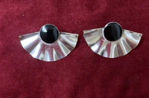 Black Onyx & Silver Fan Shaped Handmade Stud Earrings - Picture 1 of 4