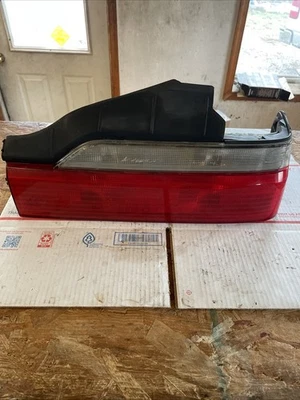 90-91 Honda Prelude Right Passengers Taillight  - Image 1 of 4