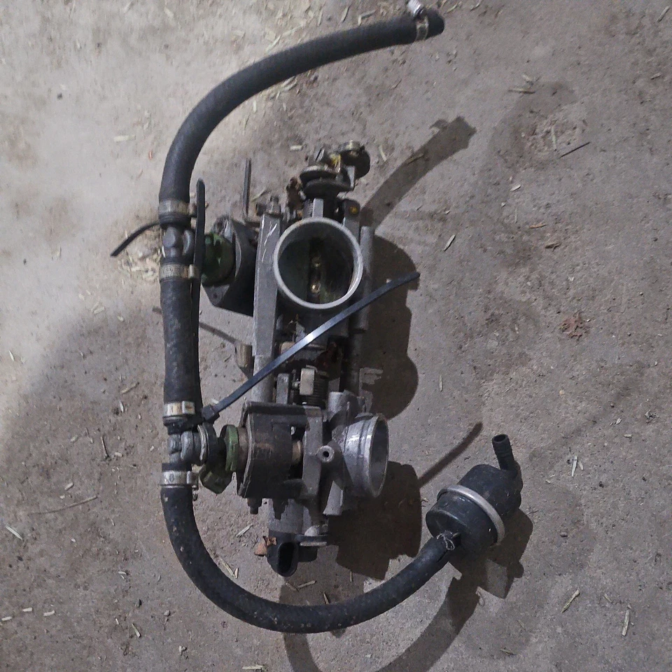 2000 DUCATI 900 900SS 750 600 СУПЕРСПОРТ КОРПУСА ДРОССЕЛЬНОЙ ЗАСЛОНКИ ВПРЫСК 98-02 D10 - Изображение 1 из 4