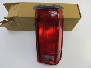 1984-1990 BRONCO II Right Passengers Side Tail Light Lamp OEM Ford E9TZ-13404-B - Picture 1 of 7