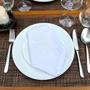Personalized Monogram Napkins 18''x18''– 100% Cotton Embroidered Cloth Napkins - Picture 1 of 40