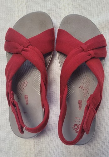 Sandalo Clarks Cloudstepper con cinturino sul retro