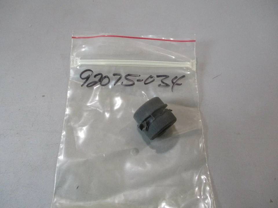 NOS Kawasaki OEM Rubber Speedometer Damper F3 A1 A1SS F4 A7 A7SS H1 92075-034 - Image 1 of 1