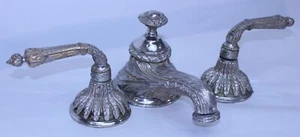 Set rubinetto vintage Sherle Wagner Louis Seize 931 lavandino placcato argento decorativo francese - Foto 1 di 24