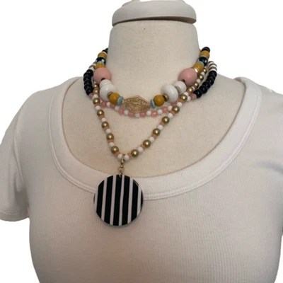 Collar de boho boho colorido con cuentas en capas negro oro rosa blanco Foto 1 de 4