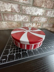 Swiss Colony Christmas Empty Tin 8.25in X 2in - Picture 1 of 2