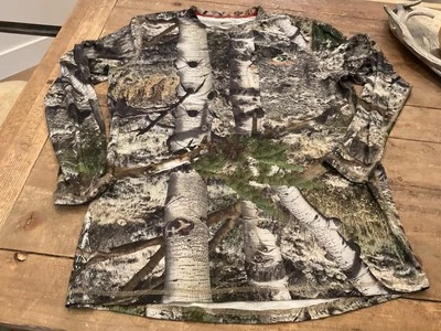 Mossy Oak Long Sleeve Camo Shirt Size L - Image 1 of 4