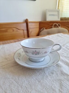 Noritake Astor Rose Tasse & Untertasse 416658 - Bild 1 von 6