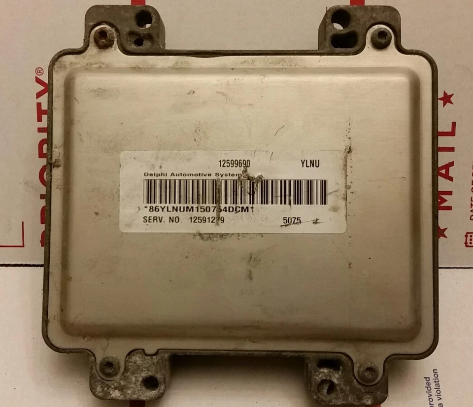 GM Pontiac G6 Chevrolet Malibu Equinox ecm ecu computer 12599690 - Image 1 of 1
