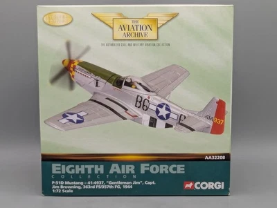 Modellflugzeug 1:72 Corgi P-51D Mustang 41-4937 Gentleman Jim Browning mit OVP - Bild 1 von 4