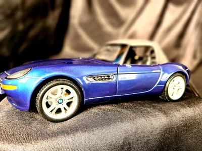 Kyosho BMW Z8 Convertible Azul Escala 1:18 Inv. #1418 Foto 1 de 4