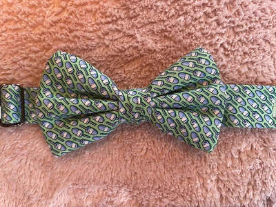 NWT Vineyard Vines Silk Boys Bow Tie Bouys, Green - Image 1 of 4