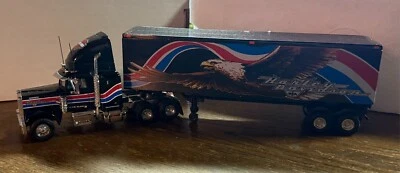 Harley-davidson Matchbox Kenworth 18-wheeler Ks188 SA - Die Cast Truck - Image 1 of 2