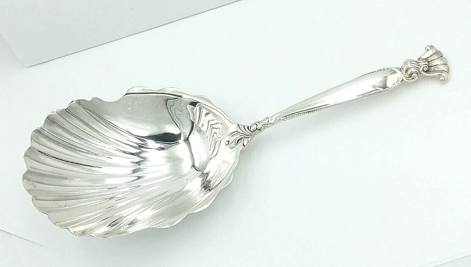 Cuchara de helado vintage Wallace de plata de ley 925 romance del mar galleta Foto 1 de 4