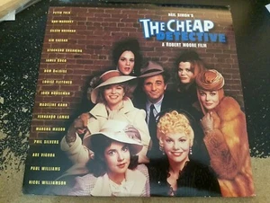 Laserdisc Movie The Cheap Detective Deluxe Widescreen Edition - Picture 1 of 2