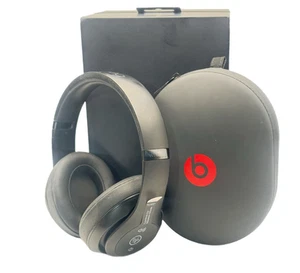 π§ Beats Studio3 Wireless Headphones Matte Black β Spares/Repair β One Side Only - Picture 1 of 6