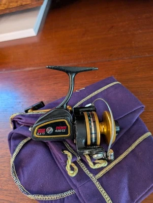 Carrete giratorio Penn 430 SS ultra ligero de colección! Foto 1 de 4