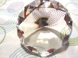 SOLID CRYSTAL DIAMOND -DECOR-PAPERWEIGHT - Picture 1 of 9