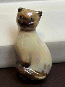 Vintage Avon Porcelain Siamese Cat Kitty Pin Brooch Hand Painted - Picture 1 of 5