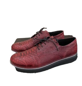 Damenschuhe Größe 9,5 Leder, neu mit Etikett, Schlangenprägung, dunkelrot. 59 $ - Bild 1 von 5