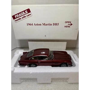 Danbury Mint 1964 Aston Martin DB5 car, Diecast 1/24 - Picture 1 of 10