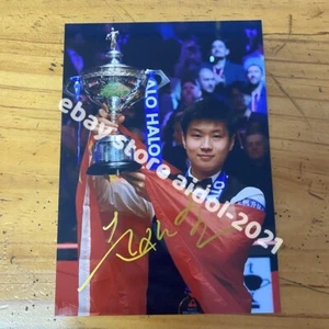 ZHAO XINTONG AUTOGRAPHED SIGNED PHOTO SPORTS COLLECTION 5*7 2025A - Picture 1 of 1