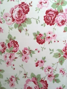 Tessuto Cotone Leggero 25cm x 100cm Ikea Rosali Cavolo Rosa su Panna Nuovo - Foto 1 di 5