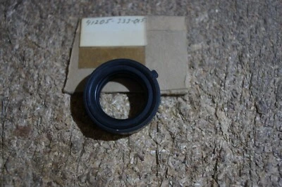 SELLO PIÑÓN DELANTERO HONDA TL250 XL250 XL350 CB400F CB350F CB360 91205-333-015 Foto 1 de 4