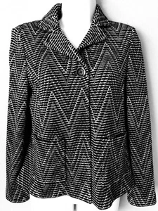 St. John Knit Black/White Jacket, Size 2 - Picture 1 of 3