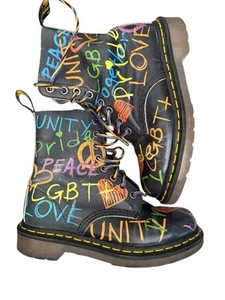 DR. MARTENS Pascal Pride 2 Peace Love LGBT+ Combat Boots Rainbow Ladies SZ 5 - Picture 1 of 7