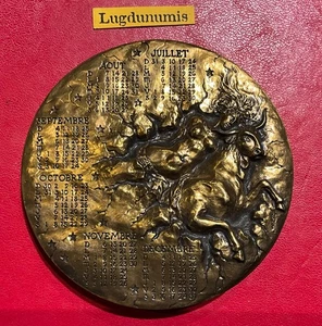 Médaille CALENDRIER Femme nue et Taureau Europe - 1994 Mayot SPL - Foto 1 di 2