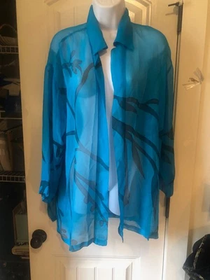 Novo com etiquetas US$ 88.  Maiô feminino Chico's 100% seda azul/verde capa sistema operacional - Imagem 1 de 4