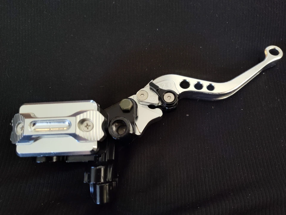 Clutch Handle Bar For Motorcycle (Yamaha Honda Compatible) - Image 1 of 4