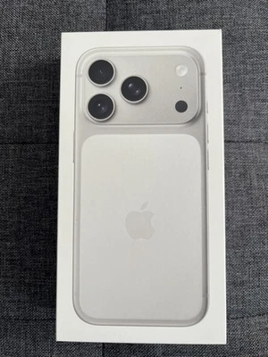 Apple iPhone 17 Pro Max 256GB Silber Ohne Simlock  NEU & OVP Sofort Lieferbar ! - Bild 1 von 3