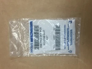 New Genuine Ford - Pack of 4 Genuine Bolts N811266-S437 - Picture 1 of 3