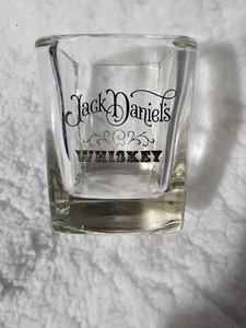 Jack Daniels Whiskey Square Lowball Rock Glass Tumbler Gold Lettering 3'' Clear - Picture 1 of 9