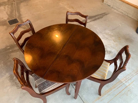 Vintage Duncan Phyfe Solid Mahogany 42” Table No Chairs Cover