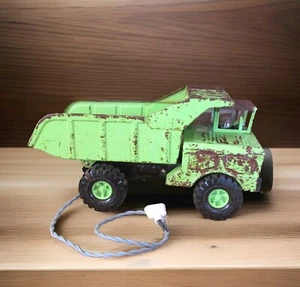 💡Vtg Nylint Pressed Steel Toy Dump Truck Table Light GREEN RUSTY Lamp REPURPOSE - Picture 1 of 13