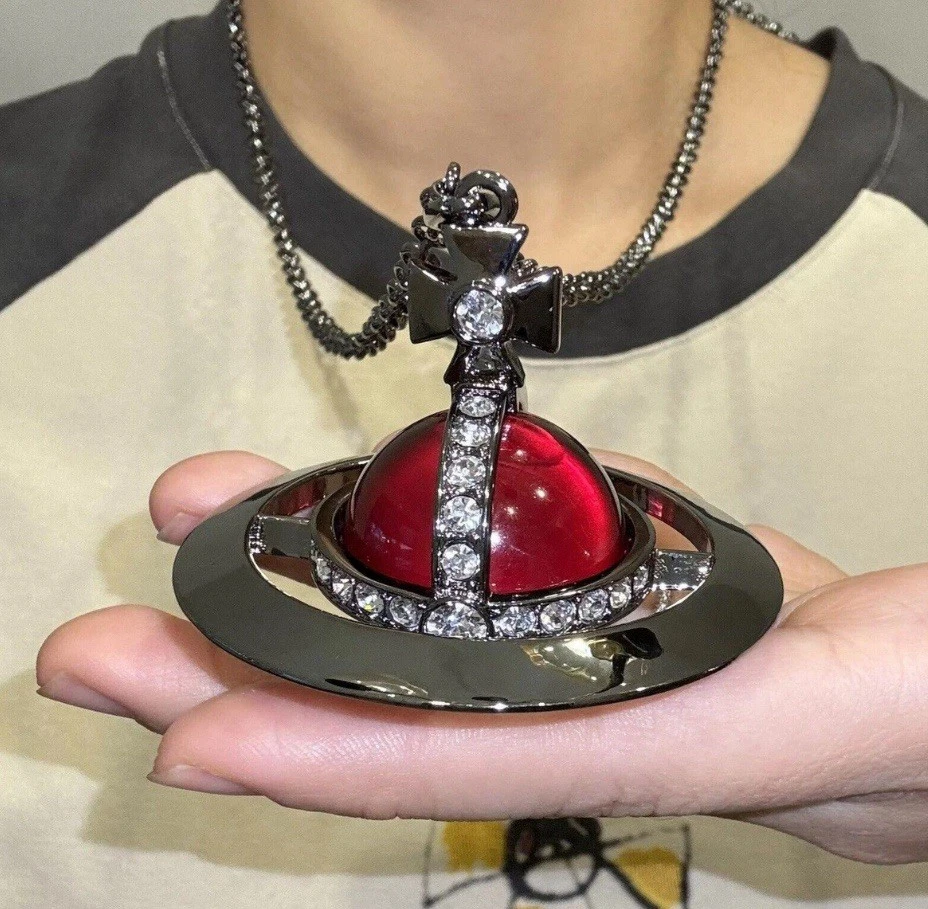 vivienne westwood Nana giant 3D orb With Burgundy Crystal Gunmetal Necklace C8 - Image 1 of 1
