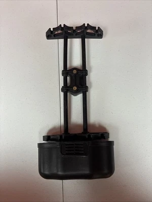 ERT Quiver with Shock Absorption for Compound Bow Hunting - Image 1 of 3